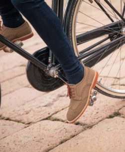 scarpe derby donna beige